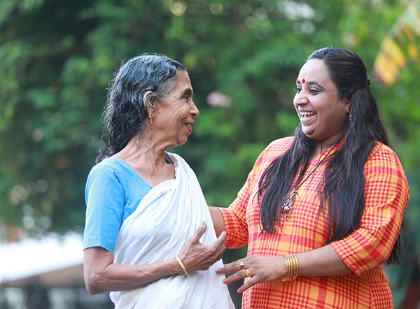 Snehakoodu Abhayamandiram - Snehakoodu, Nisha Snehakoodu