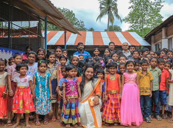 Snehakoodu Abhayamandiram - Snehakoodu, Nisha Snehakoodu